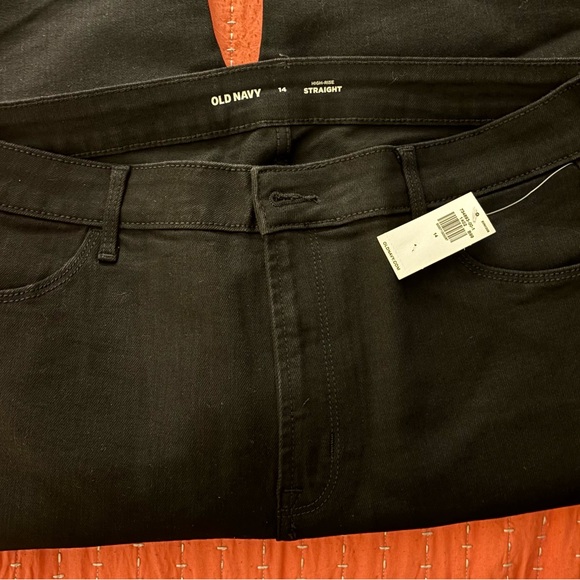 Womens Straight Leg Black Jeans by Old Navy - Picture 3 of 5